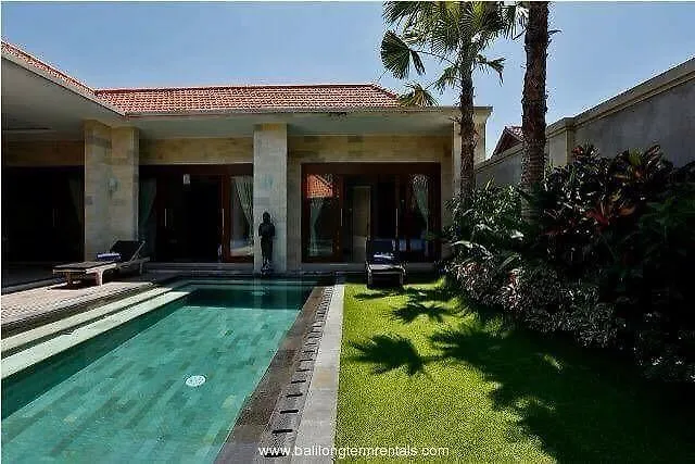 Villa Canggu Villa *